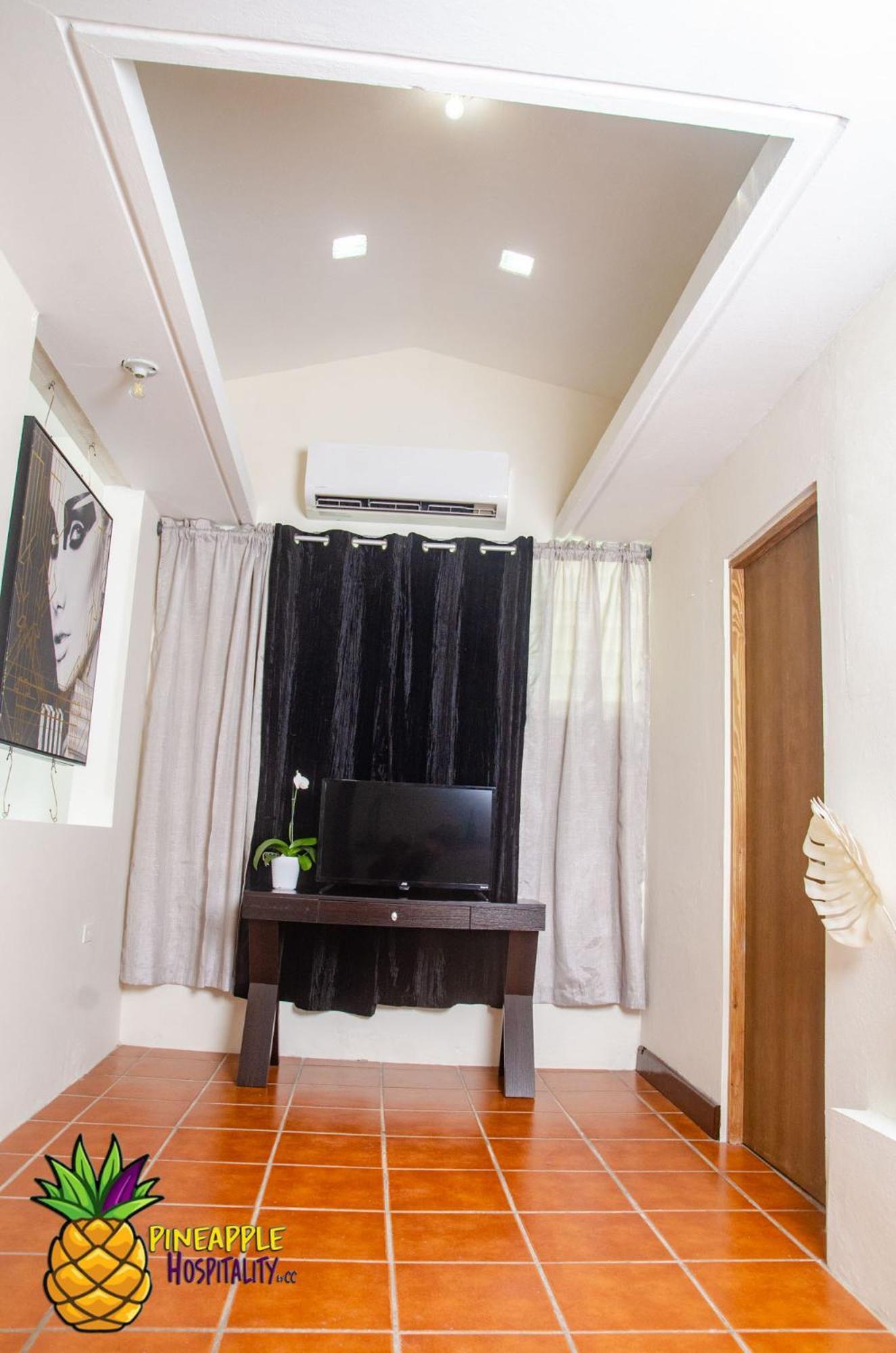 Pineapple Hospitality Apartment Mayaguez Bagian luar foto